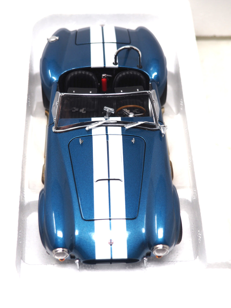 WIX Filters 1965 Shelby Cobra 427 S/C Metal Die-cast First Gear Scale 1:24